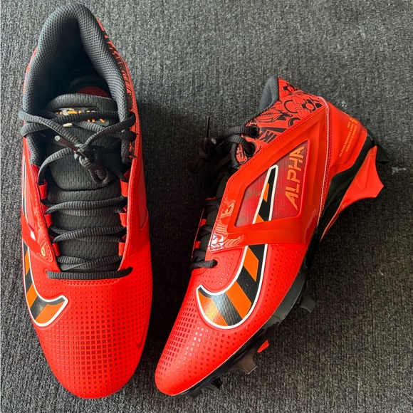 Nike Alpha Menace 4 Pro “Picante Black Red” Football Cleats Size 10.5